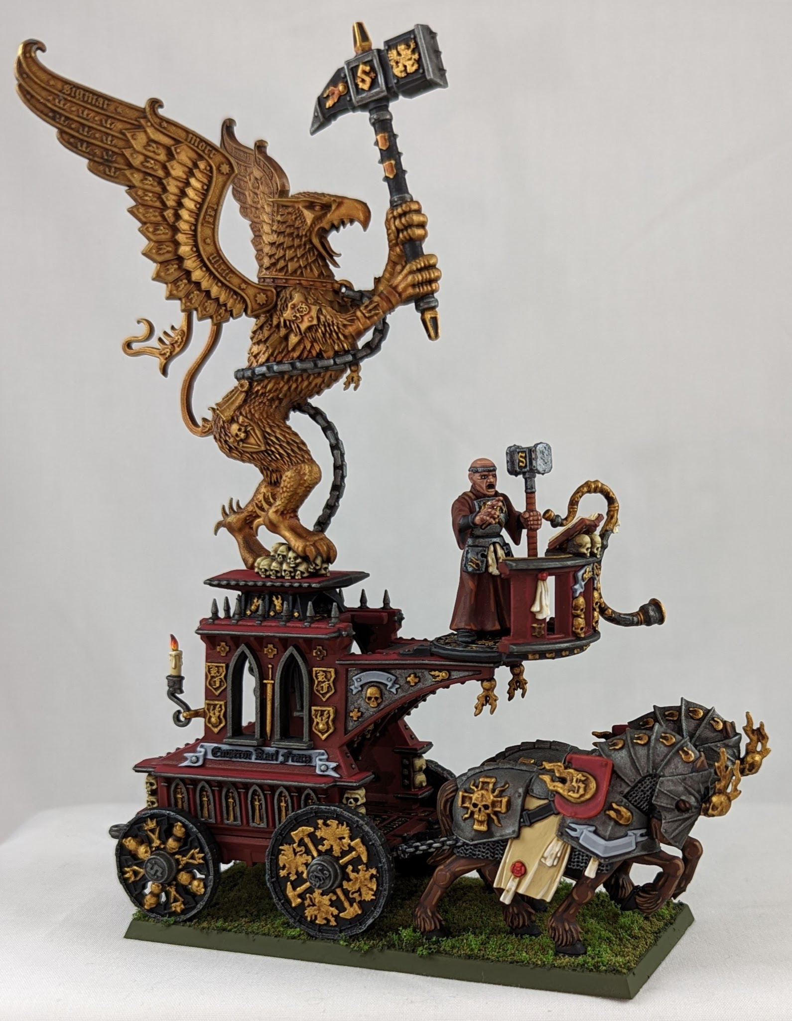 Empire War Altar with Arch Lector